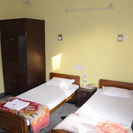 Kim Lawn Guest House Kalkutta Kültér fotó